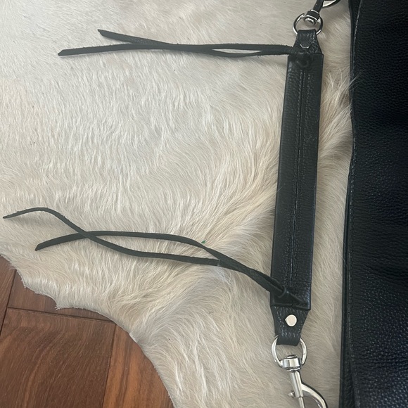 Leather Hobo Tote in amazing condition. - Picture 8 of 16